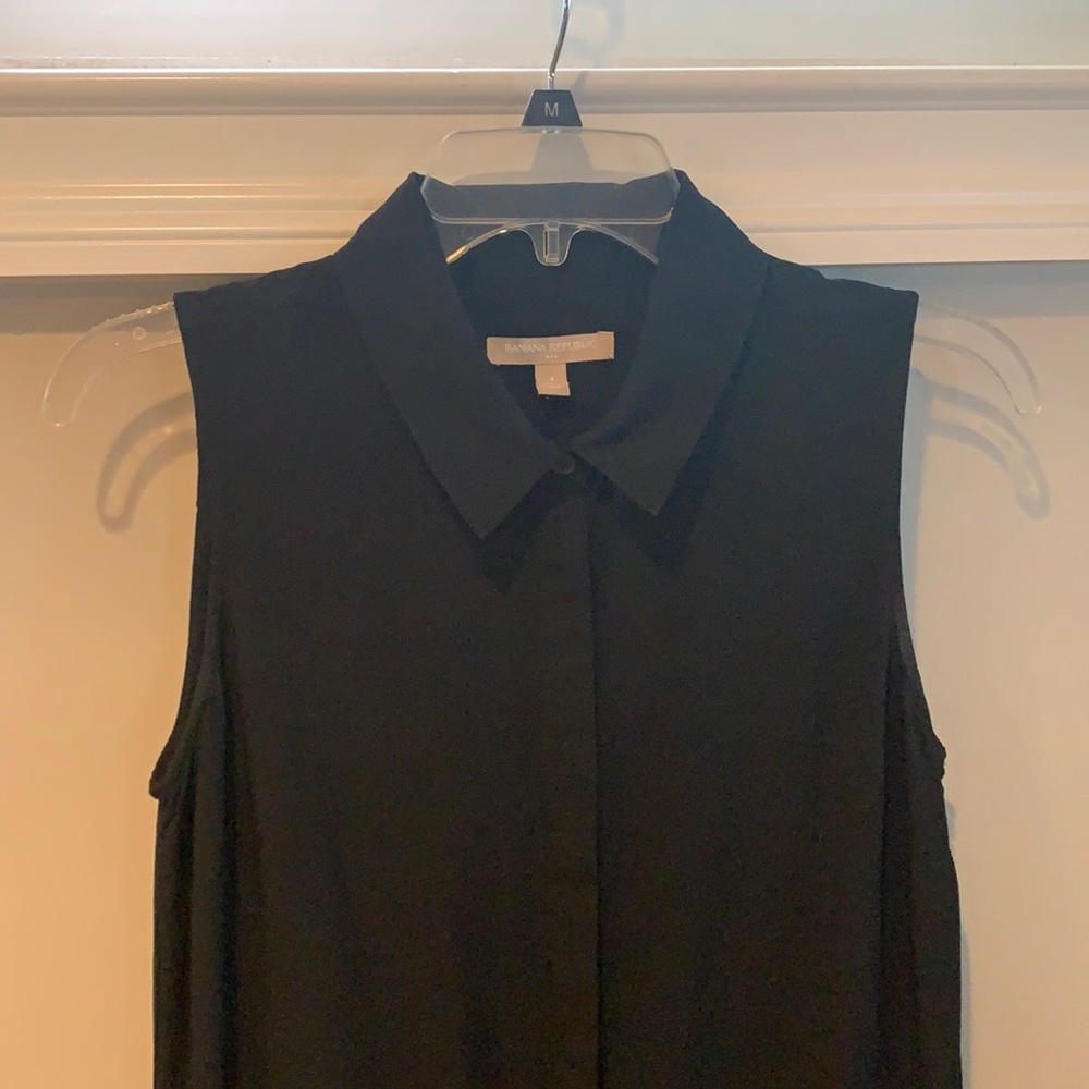 Banana Republic sleeveless A-line dress with front pockets
